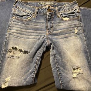 Size 6 Distressed American Eagle Jeans. Some wear in tear, price will reflect